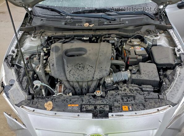 3MYDLBYV1KY505303 2019 TOYOTA YARIS Silver 