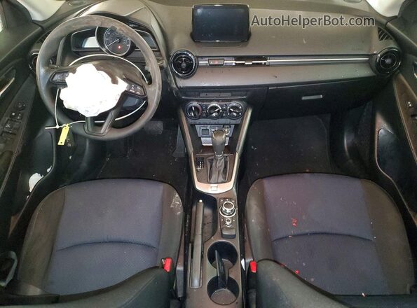 3MYDLBYV2LY711618 2020 TOYOTA YARIS Black Вид панелі приладів
