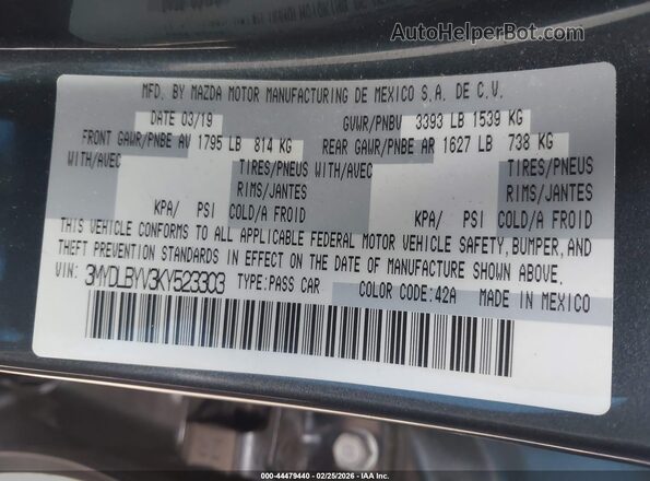 3MYDLBYV3KY523303 2019 TOYOTA YARIS Gray Widok komory silnika