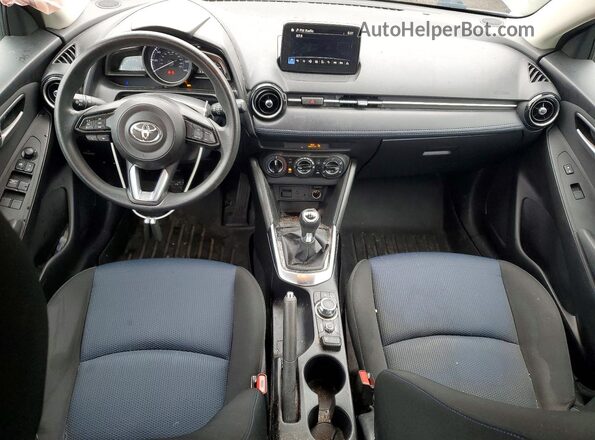 3MYDLBYV6KY505166 2019 TOYOTA YARIS Charcoal Вид панелі приладів