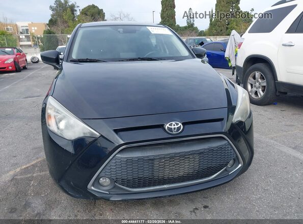 3MYDLBYVXKY501833 2019 TOYOTA LE Black 