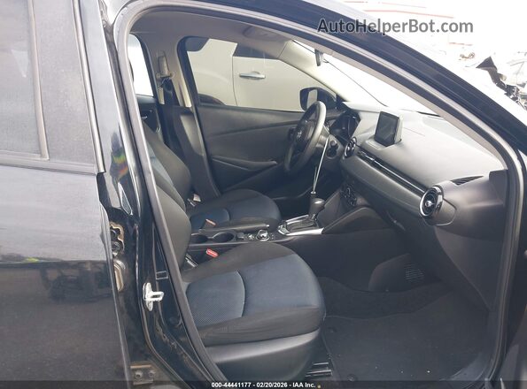 3MYDLBYVXKY501833 2019 TOYOTA LE Black 