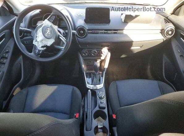 3MYDLBYVXLY715612 2020 TOYOTA YARIS Silver წინა პანელის ხედი
