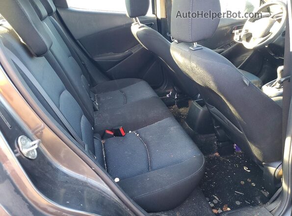 3MYDLBZV5GY118629 2016 TOYOTA SCION Gray 