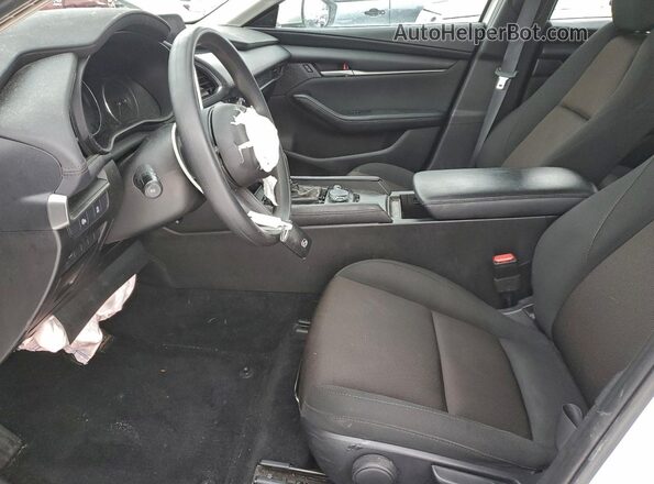 3MZBPAAM3RM400752 2024 MAZDA 3 Белый Вид салона спереди