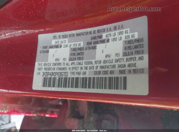 3MZBPABM0PM369763 2023 MAZDA 3 Red Vista del compartimento del motor