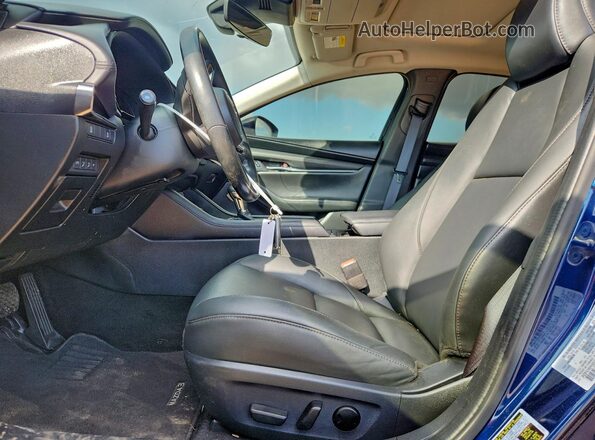 3MZBPACM6PM365070 2023 MAZDA 3 Синий Вид салона спереди