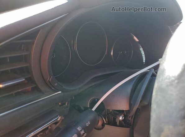 3MZBPBEY7PM363527 2023 MAZDA 3 Красный Вид щитка приборов