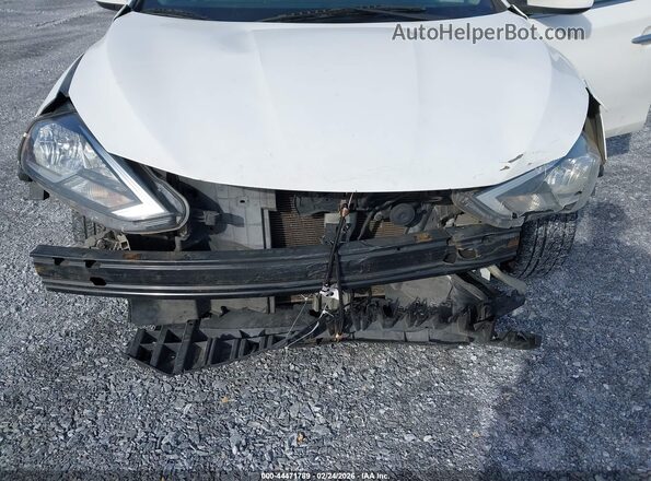 3N1AB7AP0HY272152 2017 NISSAN SENTRA White Front view