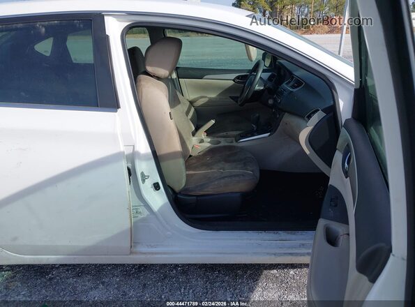 3N1AB7AP0HY272152 2017 NISSAN SENTRA White Front interior view