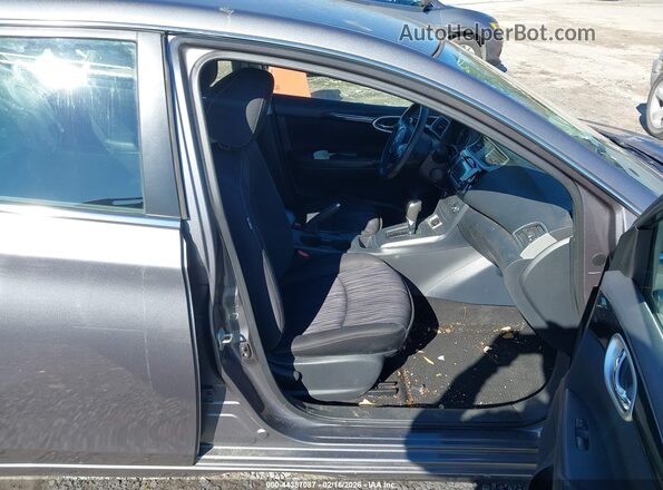 3N1AB7AP2HL706116 2017 NISSAN SENTRA Серый Вид салона спереди