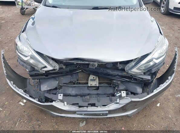 3N1AB7AP3KY260522 2019 NISSAN SENTRA Gray Вид спереду
