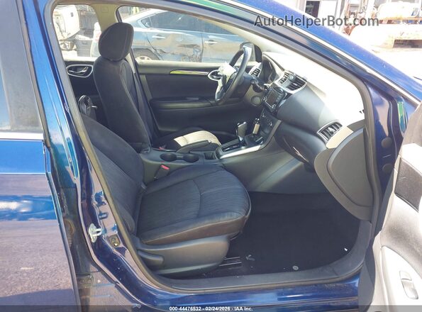 3N1AB7AP4HL657601 2017 NISSAN SENTRA Blue Вид салону спереду
