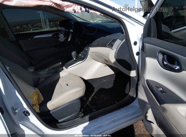 3N1AB7AP4HY332160 2017 NISSAN SENTRA White Вид салону спереду