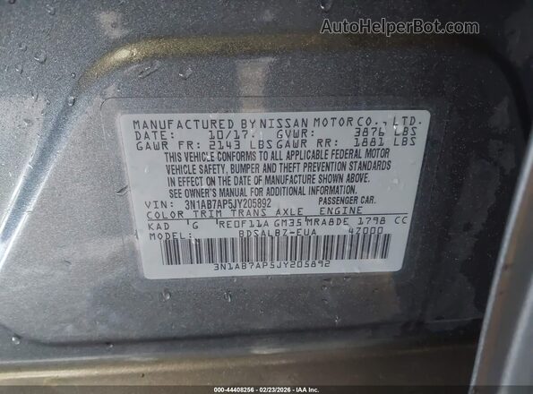 3N1AB7AP5JY205892 2018 NISSAN SENTRA Gray ძრავის განყოფილების ხედი