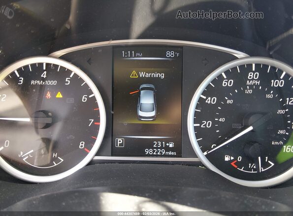 3N1AB7AP7HY373933 2017 NISSAN SENTRA Red უკანა სავარძლების ხედი