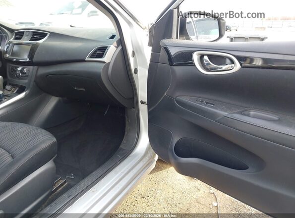 3N1AB7AP7KY242234 2019 NISSAN SENTRA Silver წინა სალონის ხედი