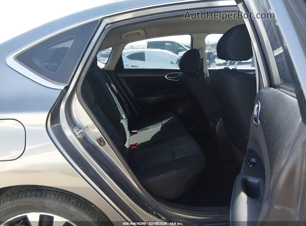 3N1AB7AP8JY268243 2018 NISSAN SENTRA Gray Widok naklejki z numerem VIN