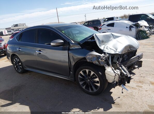 3N1AB7AP8JY268243 2018 NISSAN SENTRA Gray Widok wnętrza z tyłu