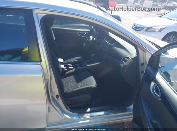 3N1AB7AP9KY335207 2019 NISSAN SENTRA Silver Widok wnętrza z przodu