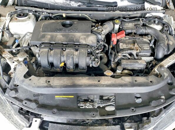 3N1AB7APXKY260971 2019 NISSAN SENTRA White Սալոնի հետևի տեսք