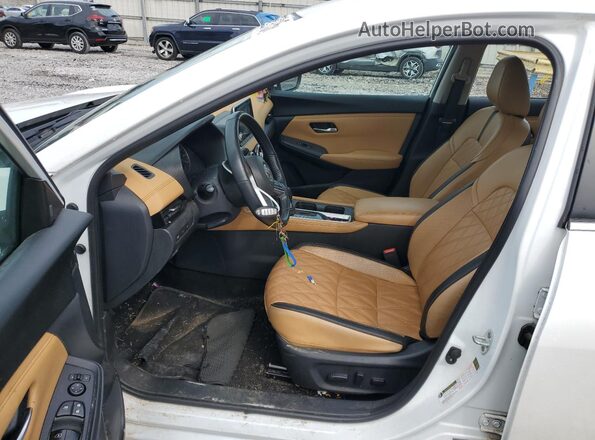 3N1AB8CV5PY317599 2023 NISSAN SENTRA White Սալոնի դիմացի տեսք