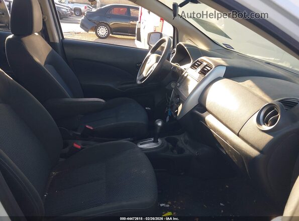 3N1CE2CP4KL362165 2019 NISSAN VERSA NOTE White Front interior view
