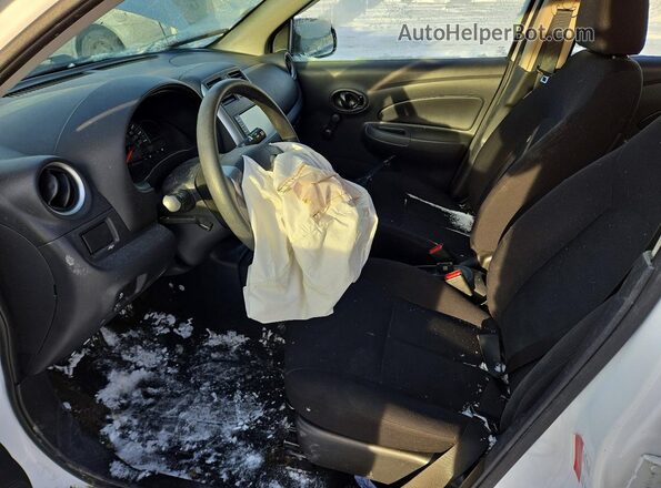 3N1CK3CP7KL235909 2019 NISSAN MICRA White Widok wnętrza z przodu