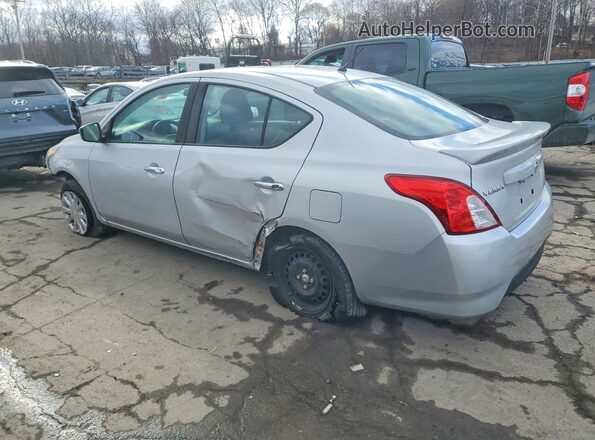 3N1CN7AP2KL863474 2019 NISSAN VERSA Серебряный 