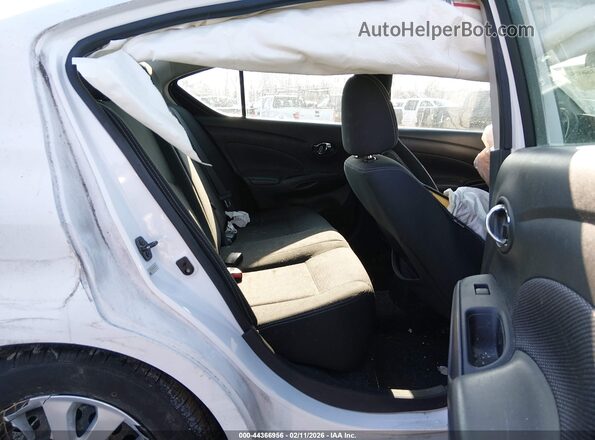 3N1CN7AP4JK408534 2018 NISSAN VERSA White VIN sticker view