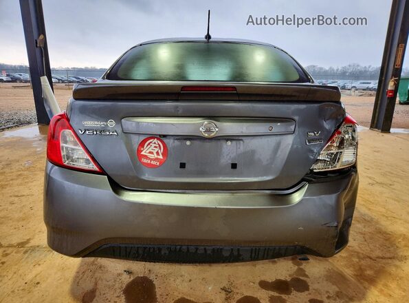 3N1CN7AP4KL830671 2019 NISSAN VERSA Серый 