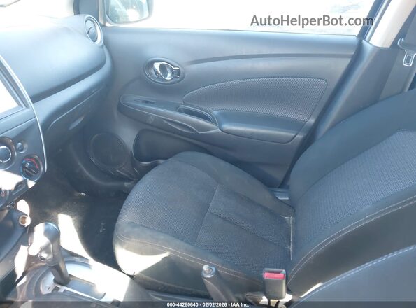 3N1CN7APXKL867238 2019 NISSAN VERSA Navy Սալոնի դիմացի տեսք