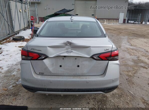 3N1CN8EV4LL842528 2020 NISSAN VERSA Серебряный 