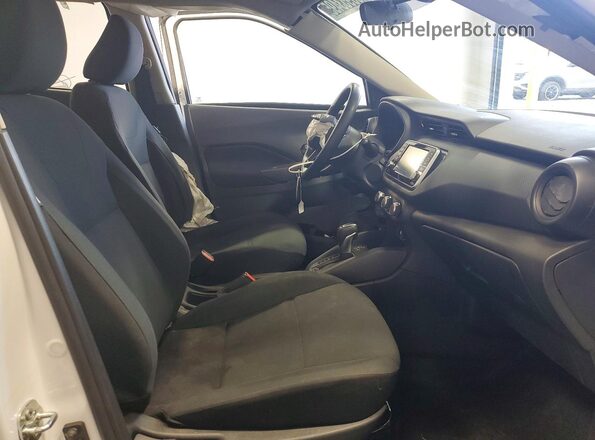 3N1CP5BV6RL527820 2024 NISSAN KICKS White Вид салону спереду