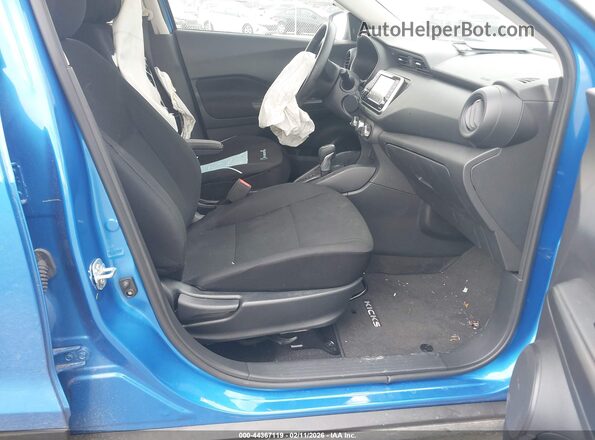 3N1CP5BV9RL595013 2024 NISSAN KICKS Синий Вид салона спереди