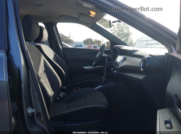 3N1CP5CU4KL504824 2019 NISSAN KICKS Серый 