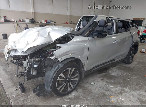 3N1CP5CU9KL521991 2019 NISSAN KICKS Silver Front left