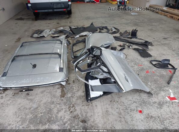 3N1CP5CU9KL521991 2019 NISSAN KICKS Silver Dashboard view