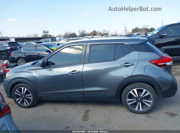 3N1CP5CV1LL498118 2020 NISSAN KICKS Gray 