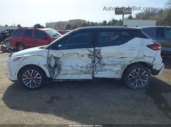 3N1CP5CV4ML554425 2021 NISSAN KICKS Белый 