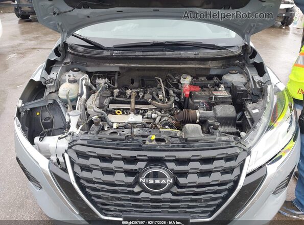 3N1CP5CV4RL559826 2024 NISSAN KICKS Gray Rear view