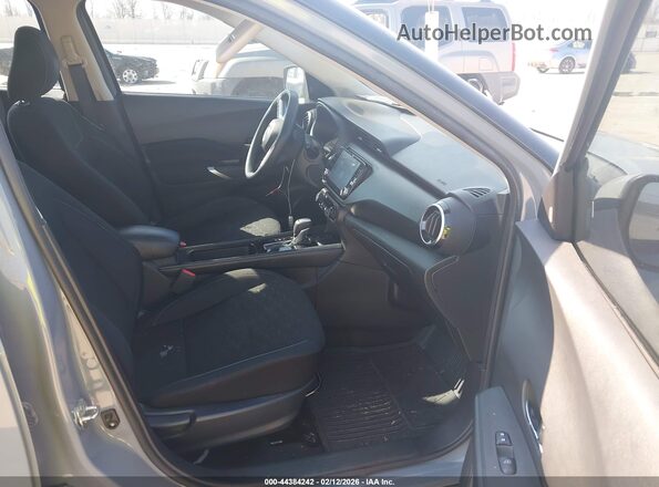 3N1CP5CV8NL482131 2022 NISSAN KICKS Gray Widok wnętrza z przodu