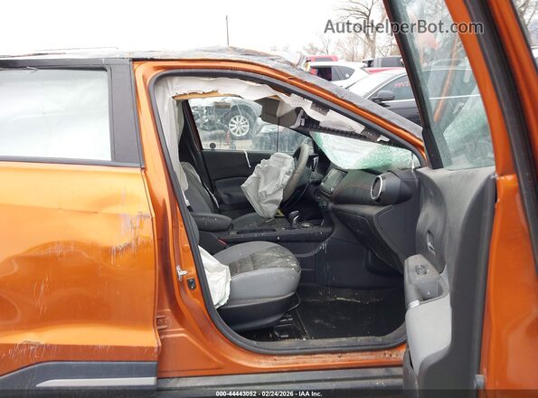 3N1CP5DV0ML507360 2021 NISSAN KICKS Orange Սալոնի դիմացի տեսք