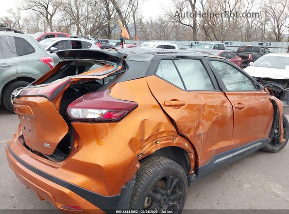 3N1CP5DV0ML507360 2021 NISSAN KICKS Orange Սալոնի հետևի տեսք