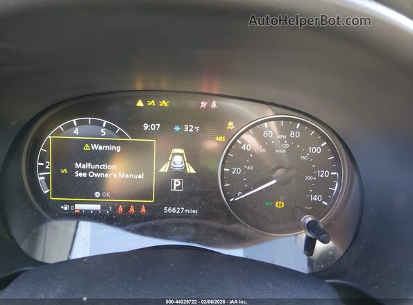 3N1CP5DV6NL479873 2022 NISSAN KICKS Orange Widok tylnych siedzeń
