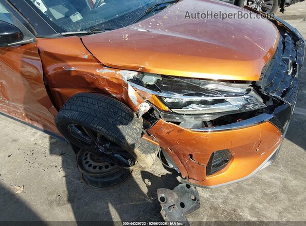3N1CP5DV6NL479873 2022 NISSAN KICKS Orange Widok z przodu
