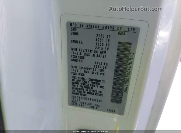 3N6CM0KNXGK696943 2016 NISSAN NV200 White Widok komory silnika