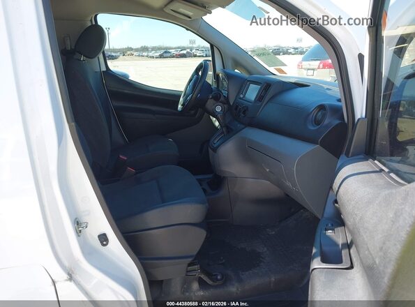 3N6CM0KNXMK697943 2021 NISSAN NV200 Белый Вид салона спереди