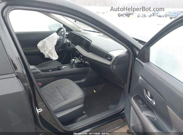 3N8AP6CA2SL426645 2025 NISSAN KICKS Black 