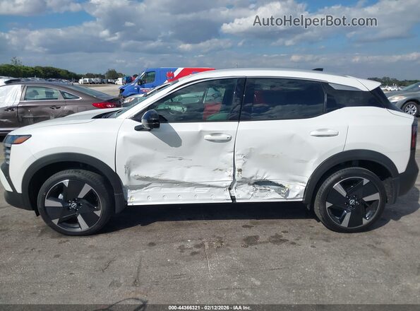 3N8AP6DA8TL324377 2026 NISSAN KICKS Белый Вид спереди